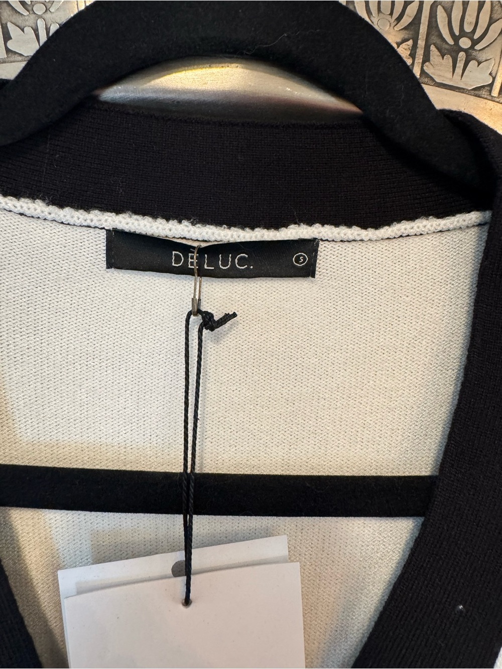Deluc Ecru Cardigan Sweater with Black Trim LG - Picture 4 of 7